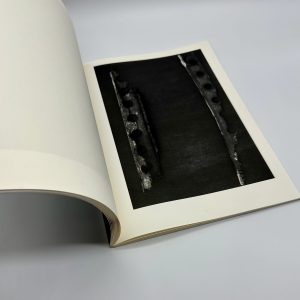 ON THE BEACH - 画像 (5)