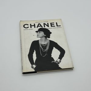 CHANEL UNIVERSE OF FASHION