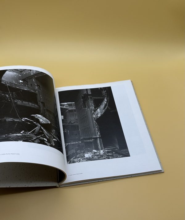 建築の黙示録　ARCHITECTUAL APOCALYPSE