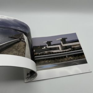 「署名入」空き地は海に背を向けている - 画像 (7)