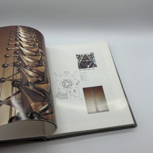 Kisho Kurokawa 1960-1992　FROM METABOLISM TO SYMBIOSIS　黒川紀章作品集　代謝から共生へ - 画像 (2)