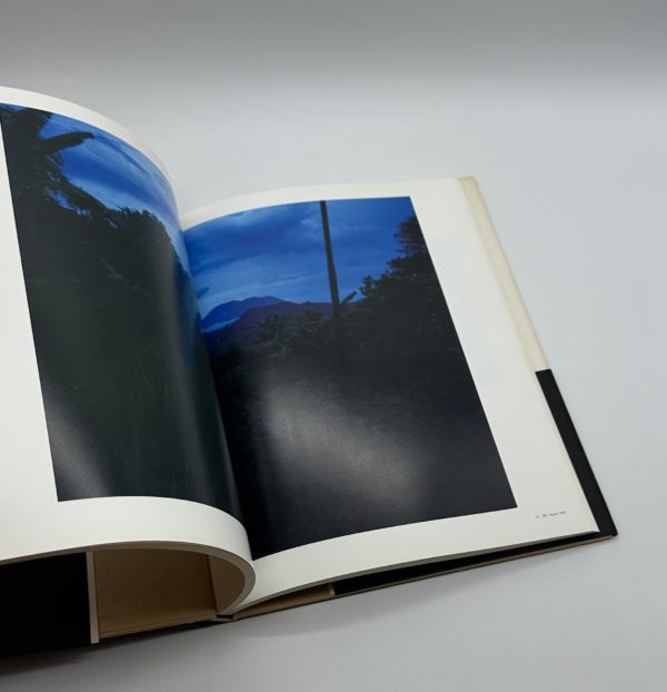 瞬間の山　形態創出と聖性