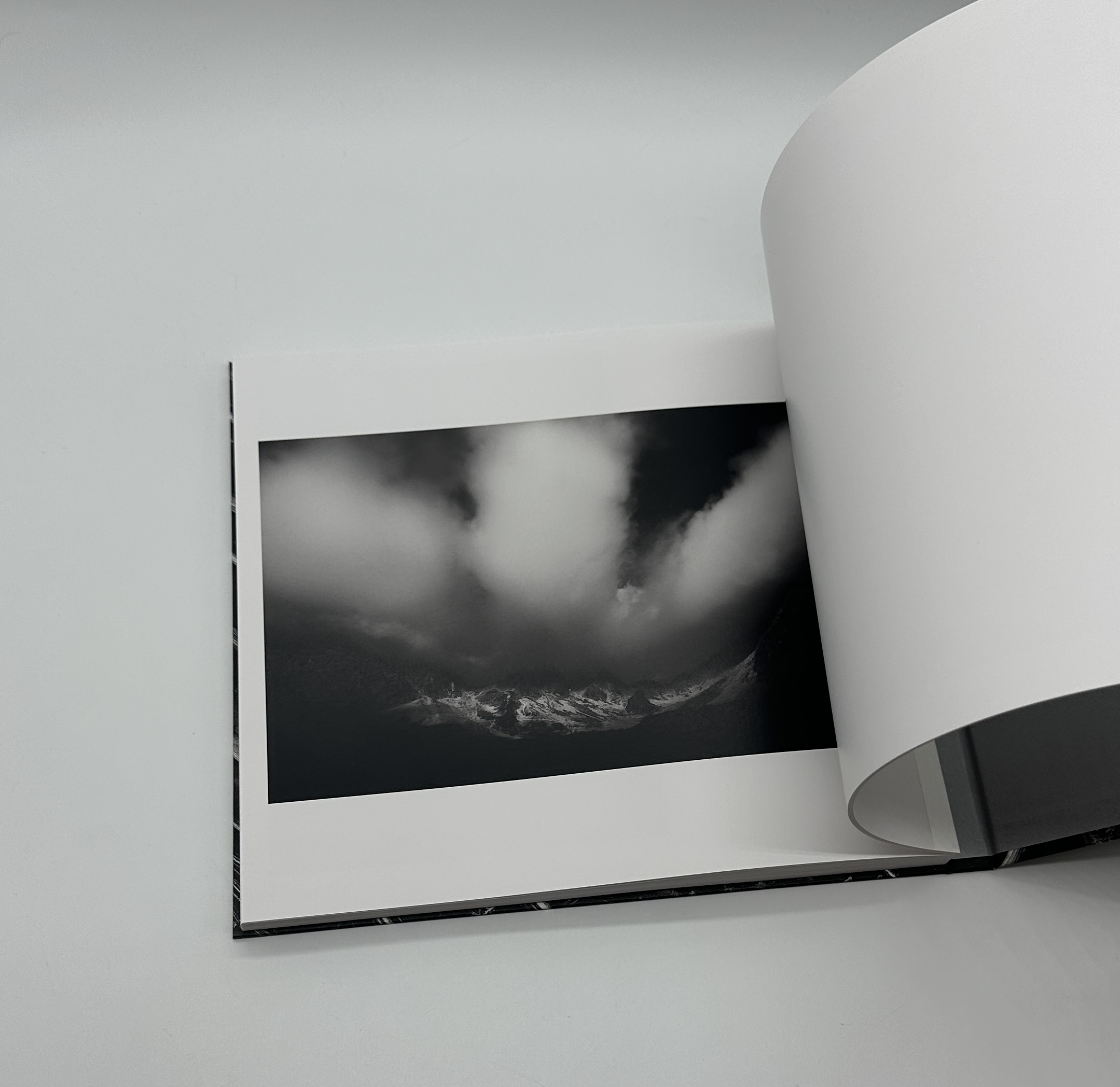 「署名入」生きている大地 - 画像 (2)