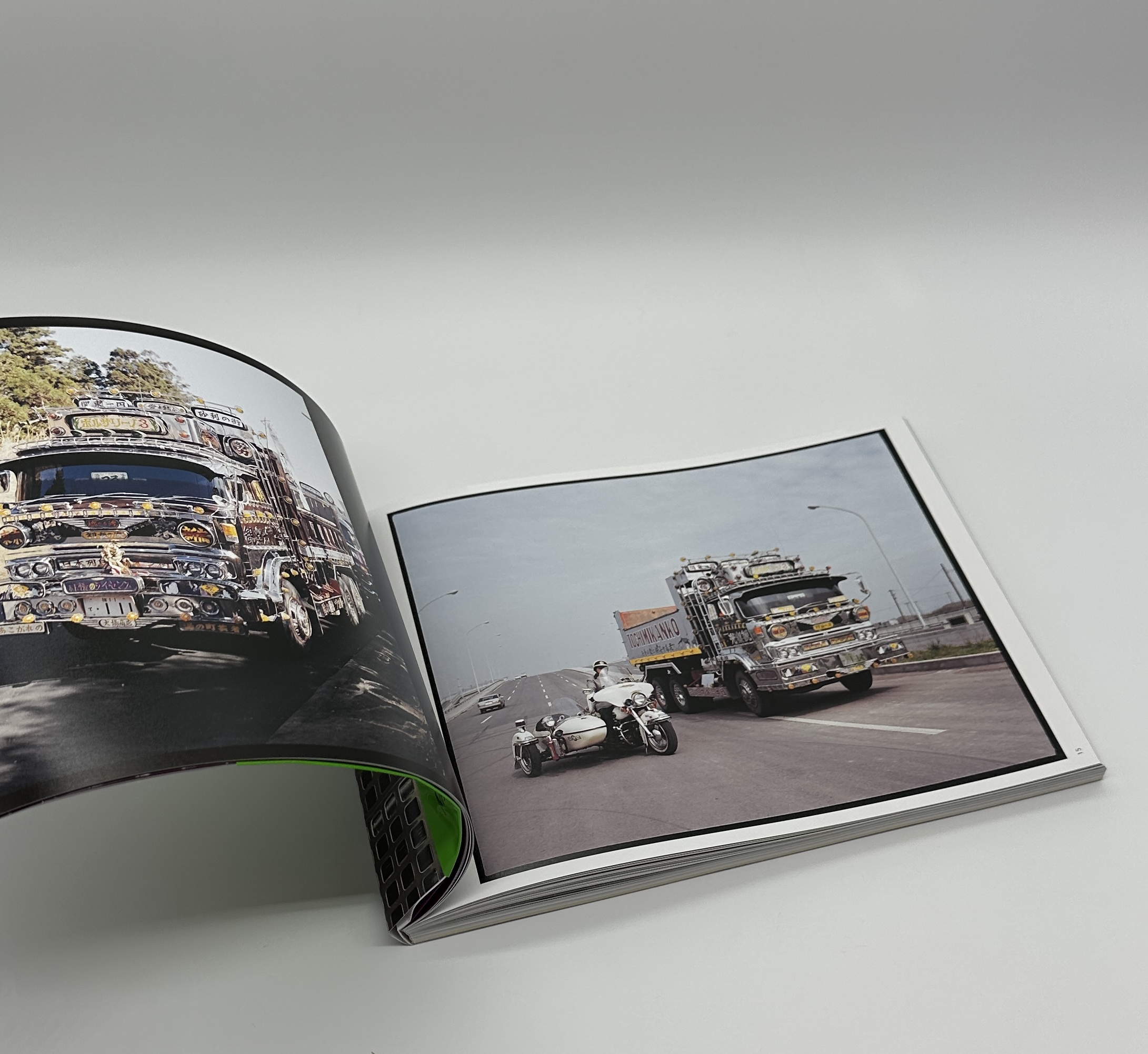 「署名入」デコトラ - 画像 (2)