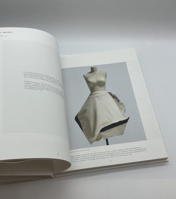 REI KAWAKUBO COMME des GARCONS