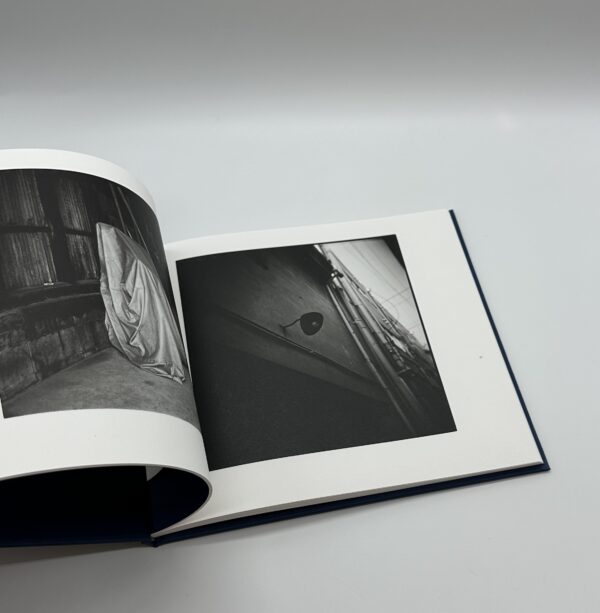 「署名入」獏は夢で泳ぐ