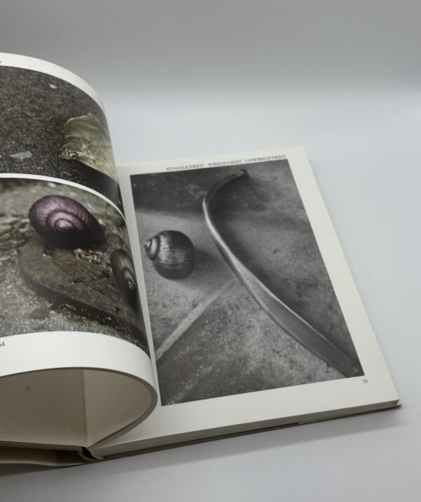 SKULPTURE UND OBJEKTE