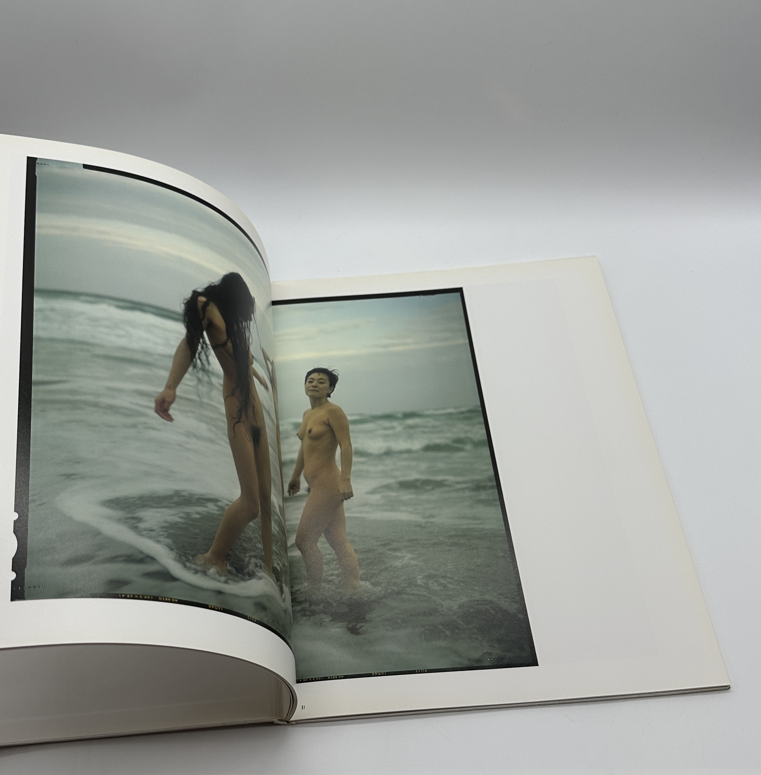 3 Women - 画像 (5)