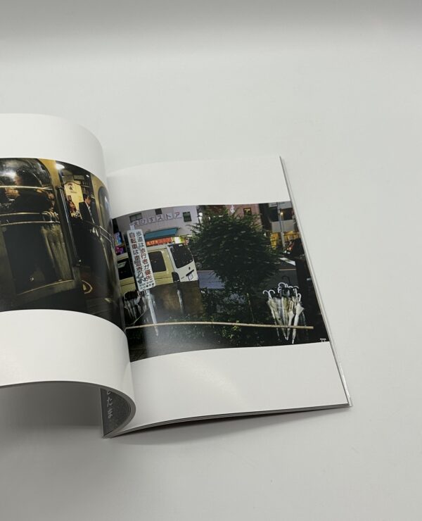 透明傘は誰の物