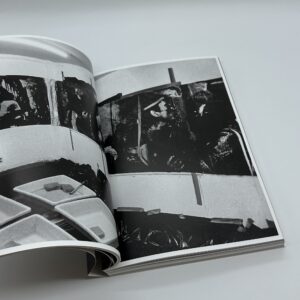 『署名入』借りた場所、借りた時間　Borrowed place, borrowed time - 画像 (5)