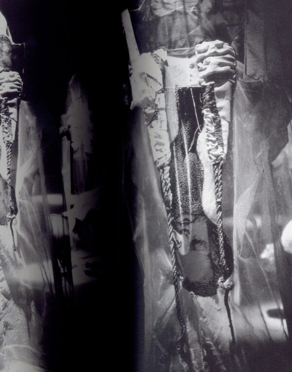 『署名入』彼岸は廻る